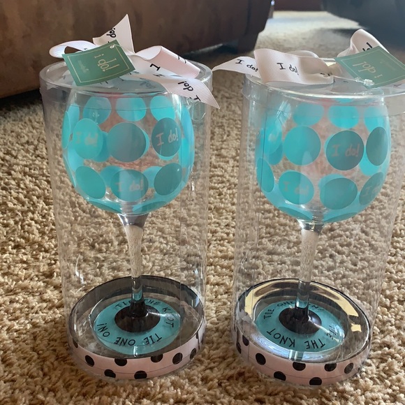 Wedding wine glasses - Picture 4 of 5